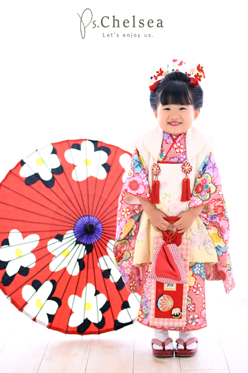 七五三３歳の日本髪スタイル 着物もドレスも笑顔いっぱい フォトスタジオチェルシー埼玉県入間市のおしゃれな写真館