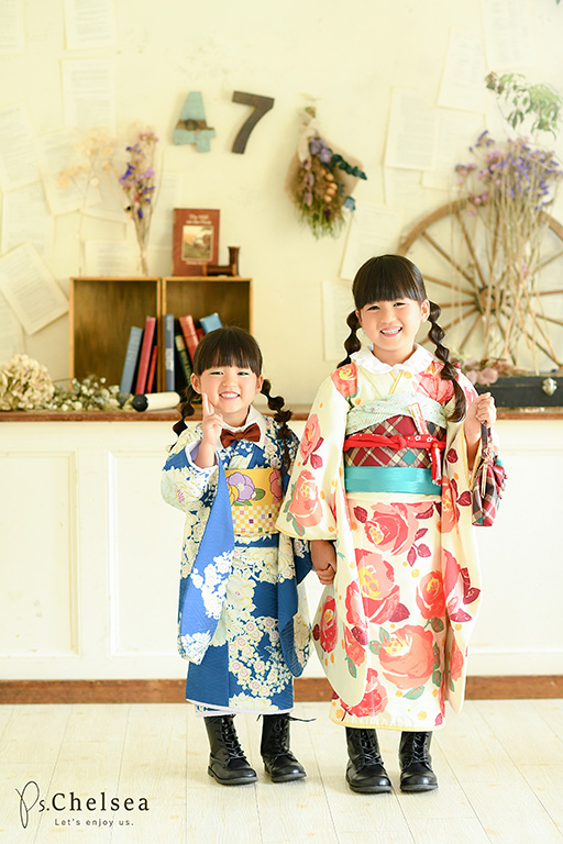 お揃いの髪型 姉妹写真が可愛い七五三7歳 フォトスタジオチェルシー埼玉県入間市のおしゃれな写真館