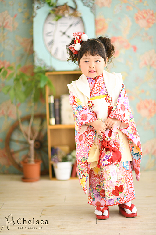 着物 ドレスでヘアチェンジも お利巧さんの七五三3歳 フォトスタジオチェルシー埼玉県入間市のおしゃれな写真館